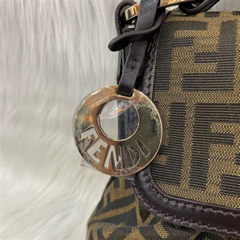 fendi 2373-8br436-ayc-098